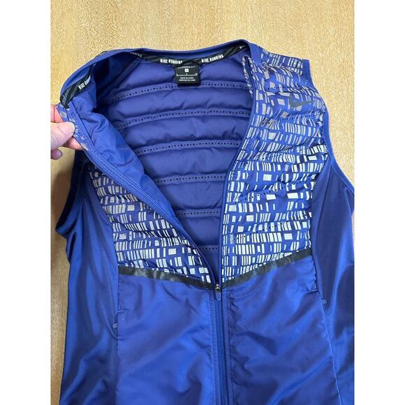 Nike Aeroloft Flash Running Vest - Picture 8 of 8
